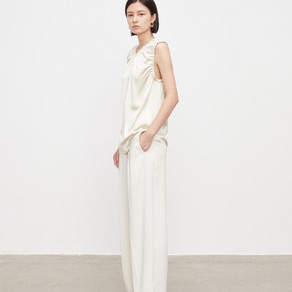 CHICJOC Women Pearl Acetate Satin Sleeveless Top - Picture 7 of 15